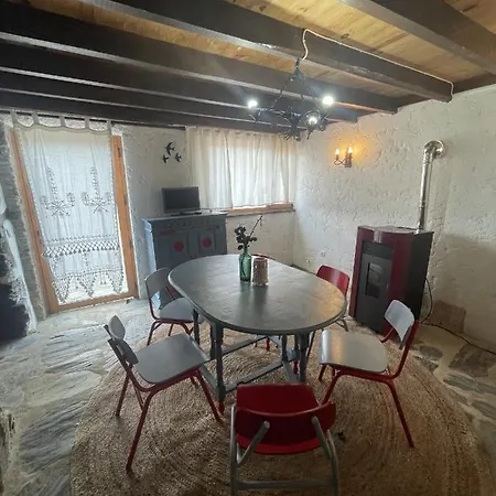 Dom wakacyjny Casa Da Esculca